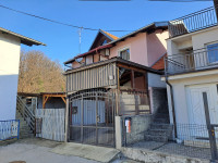 Prodaja, dvije kuće, Zagreb, Kustošija