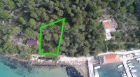 PRODAJA - GRAĐEVINSKO ZEMLJIŠTE 1. RED DO MORA - VRGADA