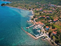 PRODAJA - GRAĐEVINSKO ZEMLJIŠTE 2.175m2 200m OD MORA - DOBROPOLJANA