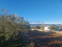PRODAJA građevinsko zemljište 637 m2, 500 m od mora