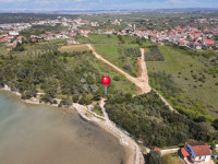 PRODAJA: Građevinsko zemljište, samo 20 metara od plaže – Zaton