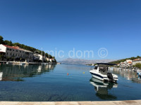 Prodaja građevinskog zemljišta – Povlja, otok Brač