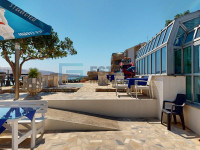 PRODAJA hotel 18 soba, 3*, Pag, pogled na more, 10 m od mora