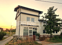 PRODAJA, KUĆA  ROH BAU S IZUZETNIM POTENCIJALOM, MOKRICE, BLIZU CENTRA