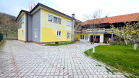 KUĆA NA TOP LOKACIJI U VELIKOJ SA VELIKIM POTENCIJALOM