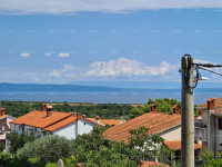 Prodaja kuće s dvije stambene jedinice, pomoćnim objektom i garažom, L