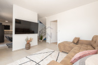 PRODAJA - POTPUNO NAMJEŠTENA KUĆA S BAZENOM - 132,45m2 - ŠIBENIK , JAD
