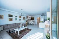 Prodaja luksuzno uređenog stana s vrtom u Lapadu, Dubrovnik