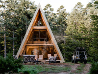 PRODAJA MOBILNE KUČICE PRIKLADNE ZA POSTAVLJANJE NA MORE ILI KONTINENT