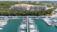 Prodaja modernih stanova u ekskluzivnoj zgradi sa pogledom na Marinu,