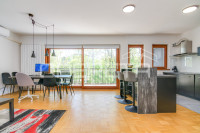 Prodaja prekrasnog obiteljskog 4-sobnog stana površine 109 m2 uz Park