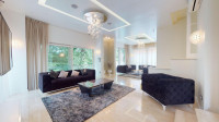 Prodaja - Rezidencijalna vila s bazenom 600 m2 - Remete