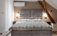 PRODAJA, STAN, ZAGREB, CENTAR, DOLAC, 80m2, stan 3-soban - 2 odvojena