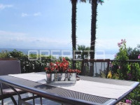 Opatija - stan na izuzetnoj lokaciji, 200 metara od mora
