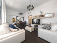PRODAJA, STAN, PULA (Centar), 135 m2, 6-soban