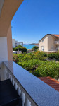 **Prodaja stana – Srima | 51 m² | 100 m od plaže | Potpuno namješten