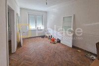 Trosoban stan 49 m² s parkingom, Primorska ulica – potpuna renovacija