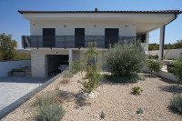 PRODAJA - VILA 162m2  S BAZENOM + ZEMLJIŠTE 5.000m2 - JAGODNJA DONJA