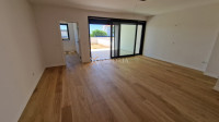 Prodaje se apartman u prizemlju, Privlaka, 87,96 m2