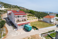 SEGET VRANJICA, VELIKA KUĆA S APARTMANIMA I DODATNIM ZEMLJIŠTEM