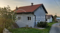 Prodaje se kuća ili prekrasna vikendica u Kloštar Ivaniću sa imanjem o