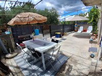 Prodaje se kuća, Rakalj