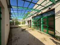 PRODAJE SE MOTEL S POSLOVNIM PROSTOROM