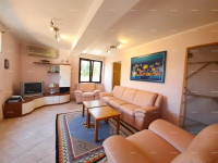 Prodaje se samostojeća kuća, 175 m2, Marčana