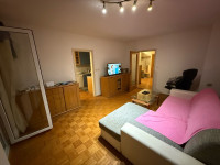 Prodaje se stan u centru grada Ozlja