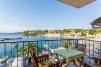 Prodaje se stan u Račišću na Korčuli
