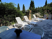 / Prodaje se stan na Valkanama, Pula, od 130m2 + 100m2 zelene okućnice