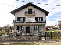 Prodaje se visoko kvalitetno građena obiteljska kuća u Strmcu Stubičko