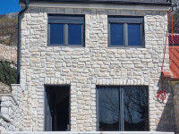 prodajem kucu Bribir