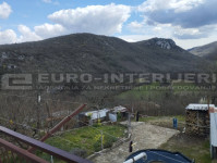 Prodajemo kuću u Istri - okolica Buzeta s dvorištem i voćnjakom