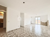 Prostrani stan s tri spavaće sobe, Pula Šijana