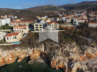 Prvi red do mora, dva gradilišta, TOP lokacija