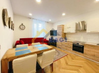 PRILIKA PULA 3 STANA NA JEDNOJ ETAŽI 95,50m2