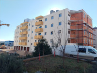 Pula, 52.00 m2, novogradnja Parking Garaža visoki Roh Bau