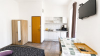 Pula, centar, Stan sa 4 studio apartmana
