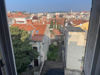 Pula, Centar - Stan u potkrovlju za adaptaciju