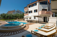 Pula, luksuzna kuća za odmor blizu mora