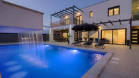 Luxus Vila blizu Pule