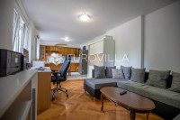 Pula, Monte Zaro, prekrasni dvosoban stan u centru grada, NKP 58 m2