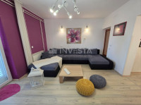 Pula, predivan i postran stan, 3SS, vlastiti parking i vrt