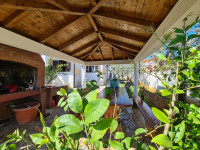 Pula, prizemnica 180 m2