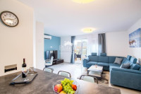 Pula, stan 55 m2, lift, parking