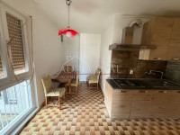 Pula,Vidikovac- stan 61m2 na 1.katu sa lođom