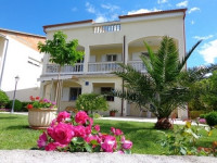RAB - BANJOL - stan s parking mjestom 58,32 m2 - PRODAJA