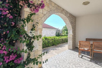 Rab, Barbat, dvosoban stan 250 m od mora 53 m²