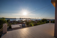 Rab, Barbat, Penthaus od 105 m², 200 m od mora